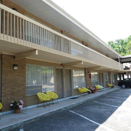 Parkway Motel Niagara Falls Eksteriør billede
