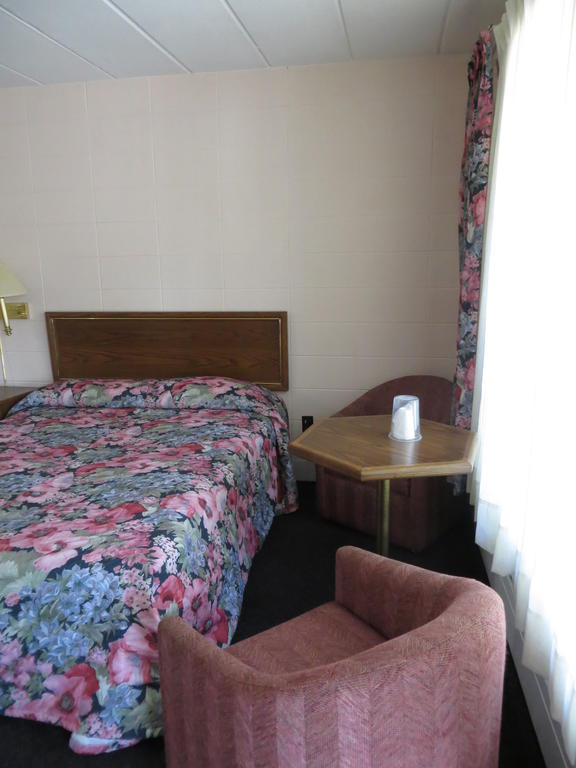 Parkway Motel Niagara Falls Eksteriør billede